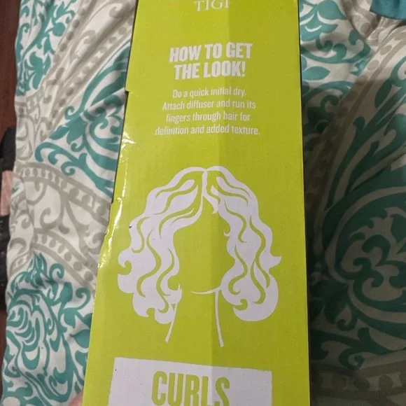 BedHead Purple and Yellow Diffuser Hair Dryer- BRAND NEW IN BOX - Picture 2 of 5